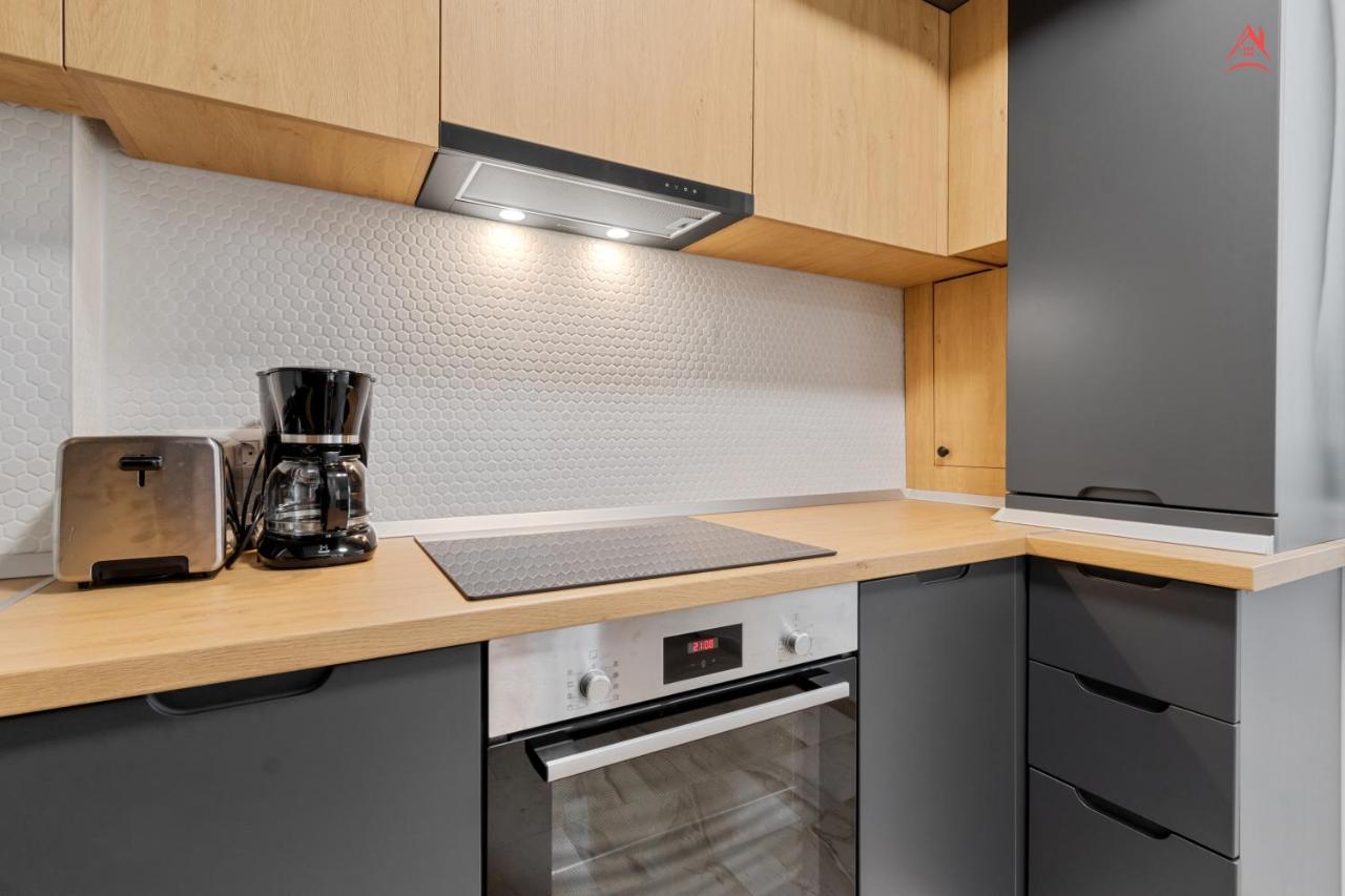 Apartament Opera Residence - Cismigiu, Eroilor, Free Private Parking Bucureşti Ngoại thất bức ảnh