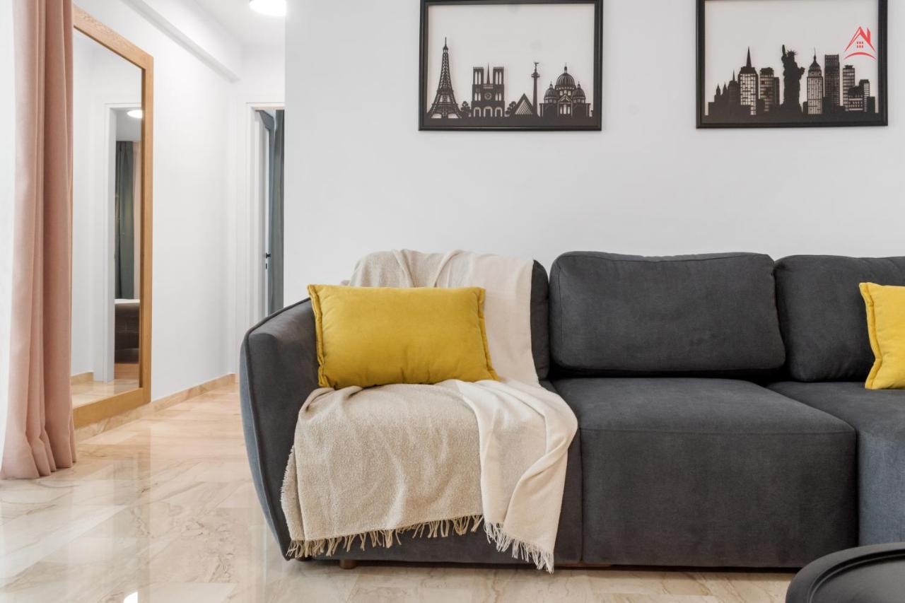 Apartament Opera Residence - Cismigiu, Eroilor, Free Private Parking Bucureşti Ngoại thất bức ảnh