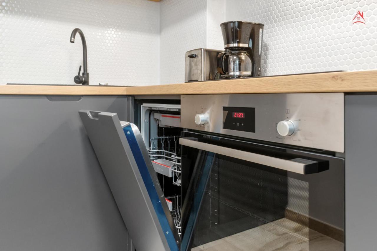 Apartament Opera Residence - Cismigiu, Eroilor, Free Private Parking Bucureşti Ngoại thất bức ảnh